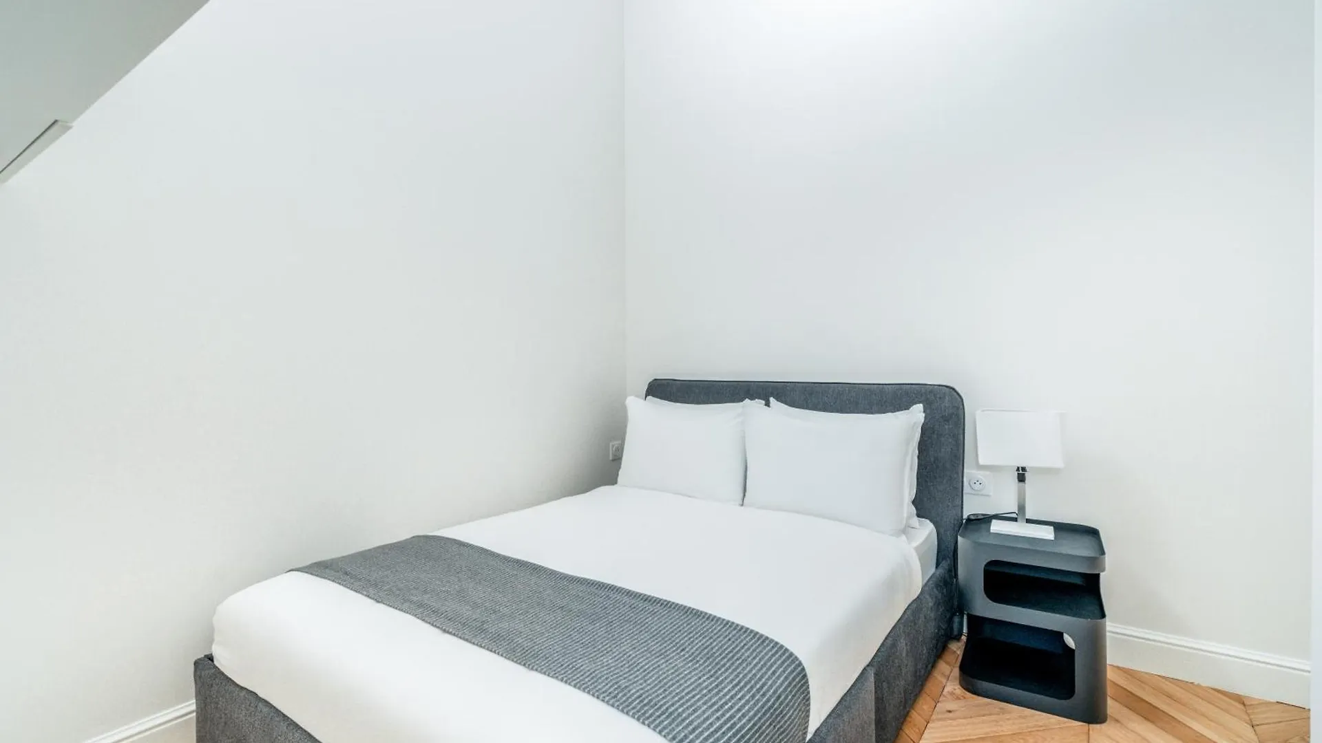 Luxury And Elegance Louvre - Rivoli Apartment Paris
